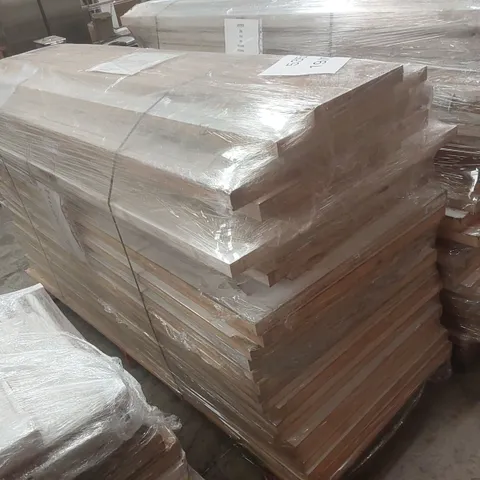 PALLET CONTAINING APPROXIMATELY 30x MIXED DESIGNER INTERNAL HOUSE DOORS