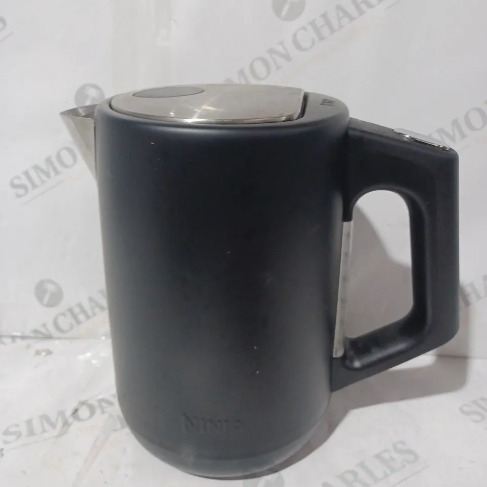 BOXED NINJA PERFECT TEMPERATURE KETTLE KT200UK