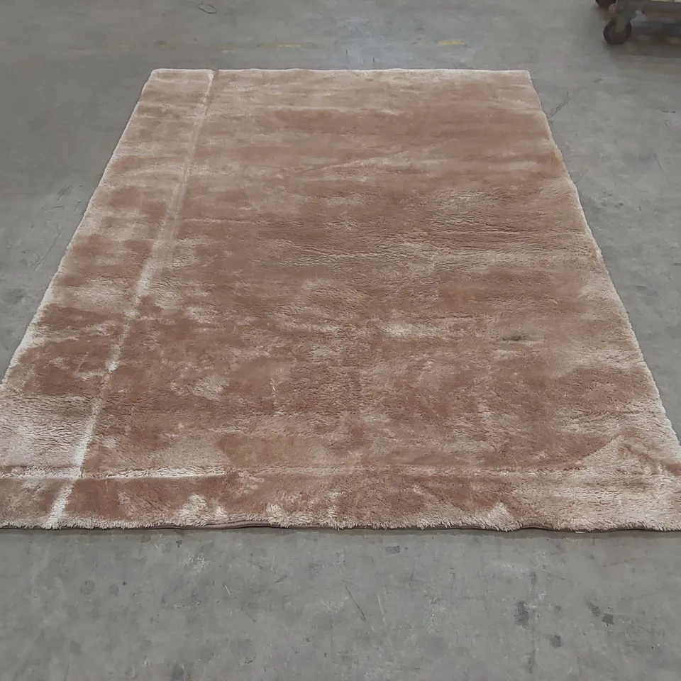 QUALITY DESIGNER AREA RUG - APPROXIMATELY 225 x 160cm