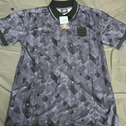 UMBRO ENGLAND FOOTBALL SHIRT XL – PURPLE GEOMETRIC PATTERN, LIMITED EDITION, PERSONALISED 'OLUWATOBI' ON BACK