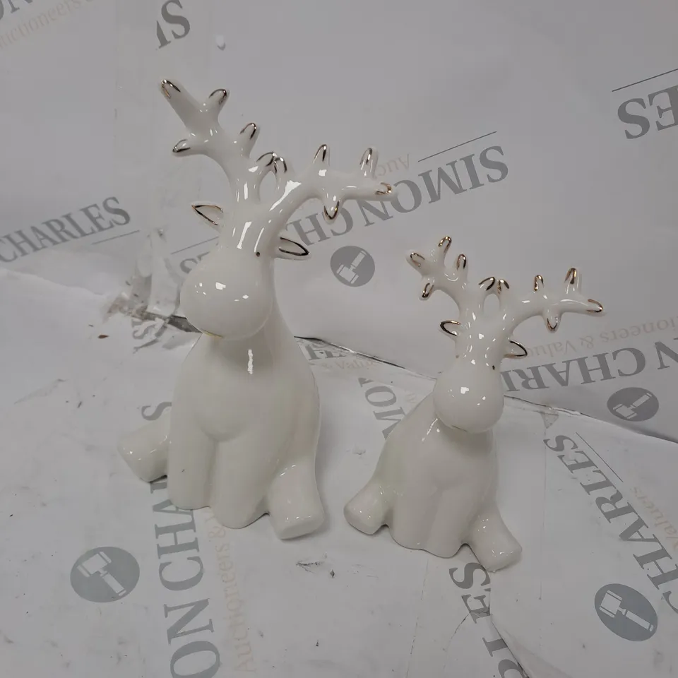 SET 2 CERAMIC DEER ORDAINMENTS 