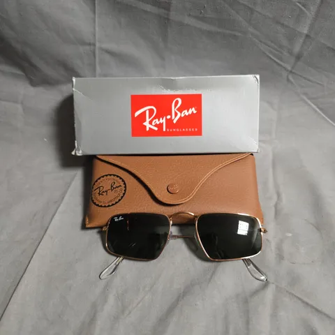 RAY-BAN JULIE RB3957 SUNGLASSES – GOLD FRAME, GREEN LENSES, BOXED