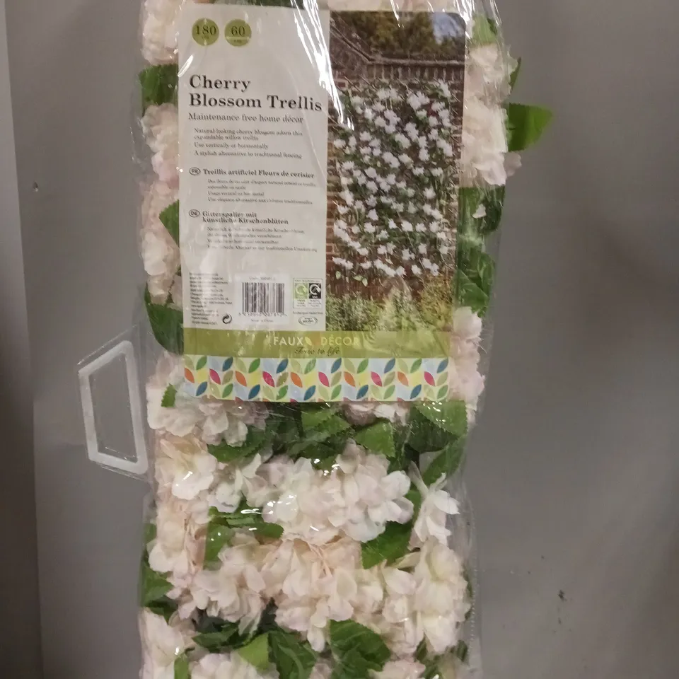CHERRY BLOSSOM TRELLIS 180 X 60 CM  RRP £32.99