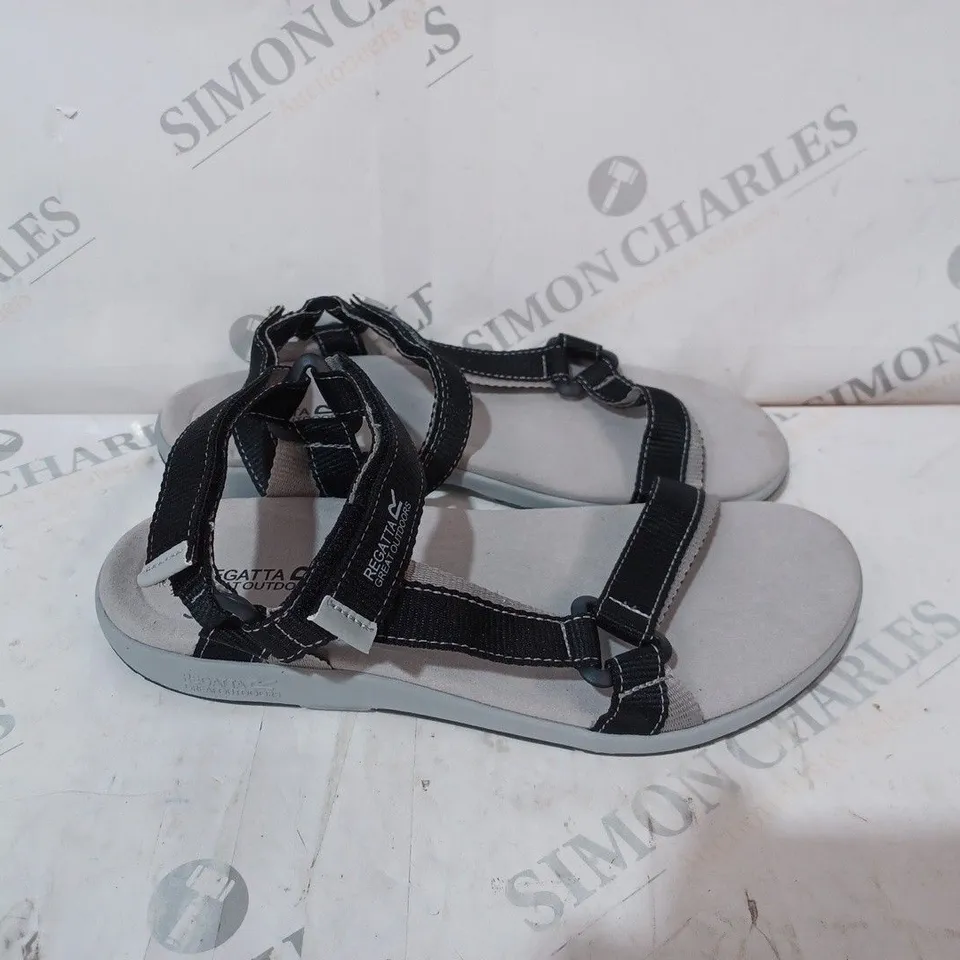 REGATTA GREY SANDALS - SIZE 5