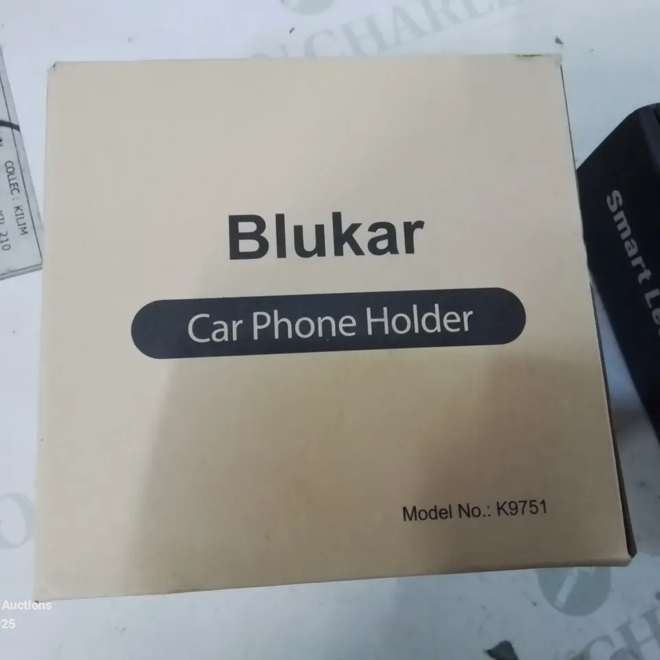 BOX CONTAINING LARGE AMOUNT OF BOXED ELECTRICAL ITEMS TO INCLUDE: HEADPHONES, CHARGING CABLES, PHONE CASES, PHONE HOLDERS, POWER BANKS AND LOTS MORE