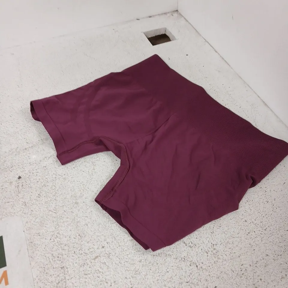 GYMSHARK SHORTS