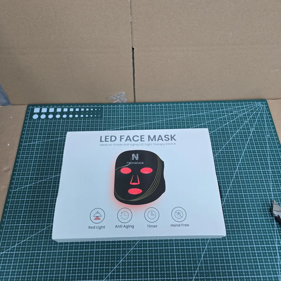 LED FACE MASK – MEDICAL-GRADE LED LIGHT THERAPY DEVICE