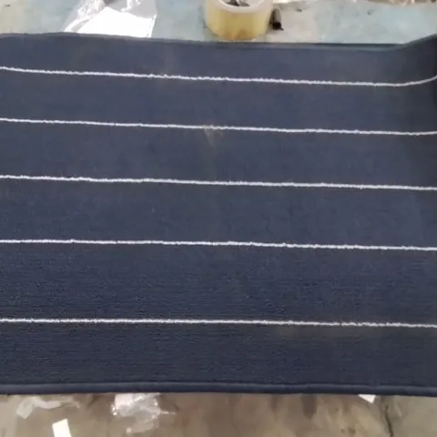 QUALITY DESIGNER AREA RUG - APPROXIMATELY 75X50CM
