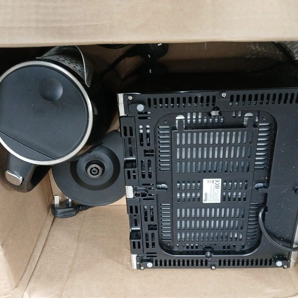 SWAN KETTLE & TOASTER 4-SLICE TWIN PACK