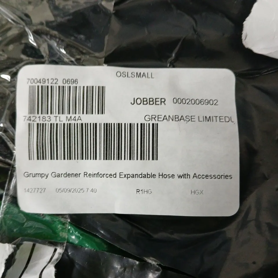 GRUMPY GARDENER REINFORCED EXPANDABLE HOSE WITH ACCESSORIES