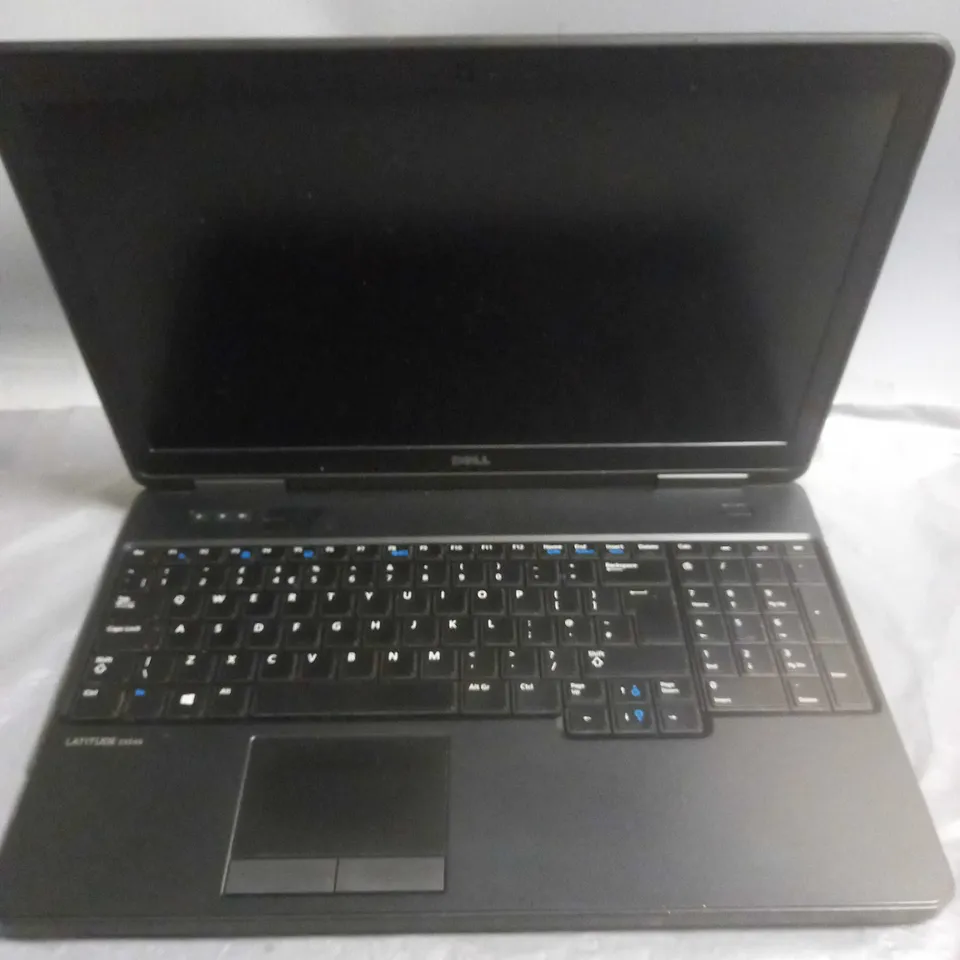 DELL LATITUDE E5540 LAPTOP
