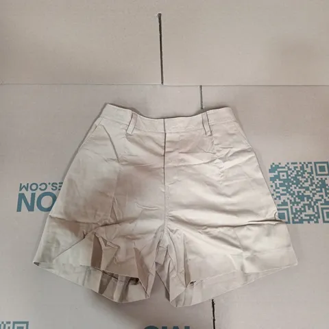 BEIGE TAILORED SHORTS, SIZE M (WOMEN)