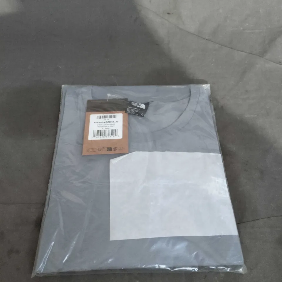BAGGED THE NORTH FACE TRADEWINDS TEE - SIZE XL