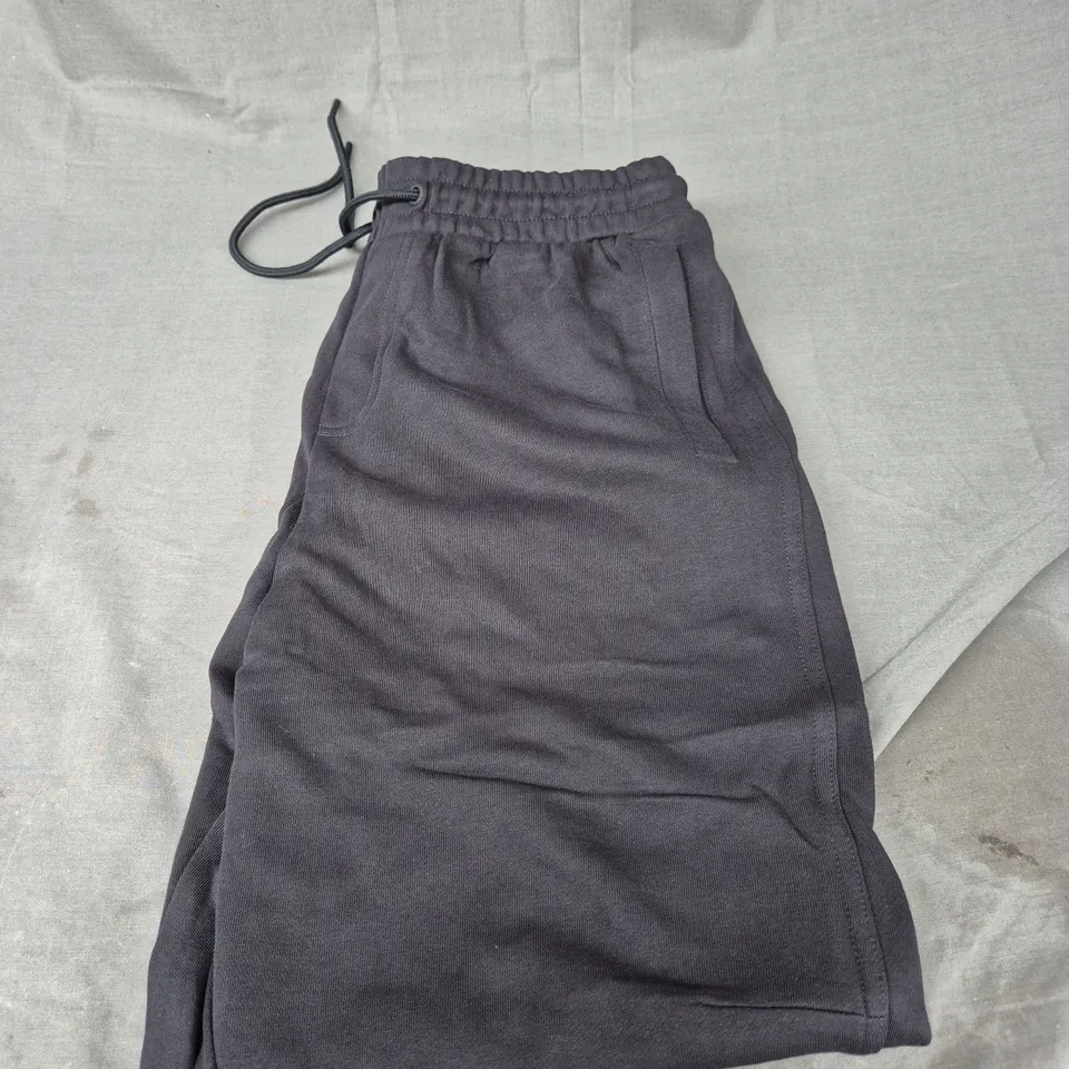 GYMSHARK REST DAY JOGGERS - SIZE M 