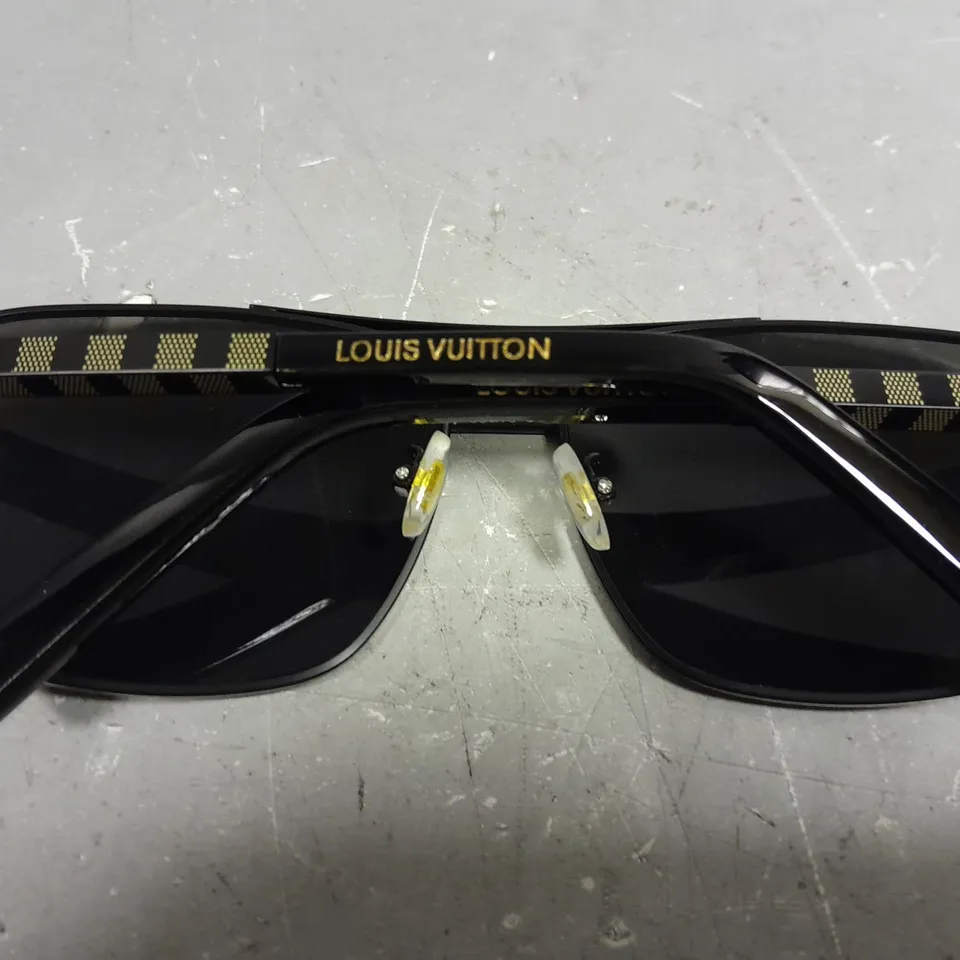 LOUIS VUITTON ATTITUDE AVIATOR LENS SUNGLASSES 