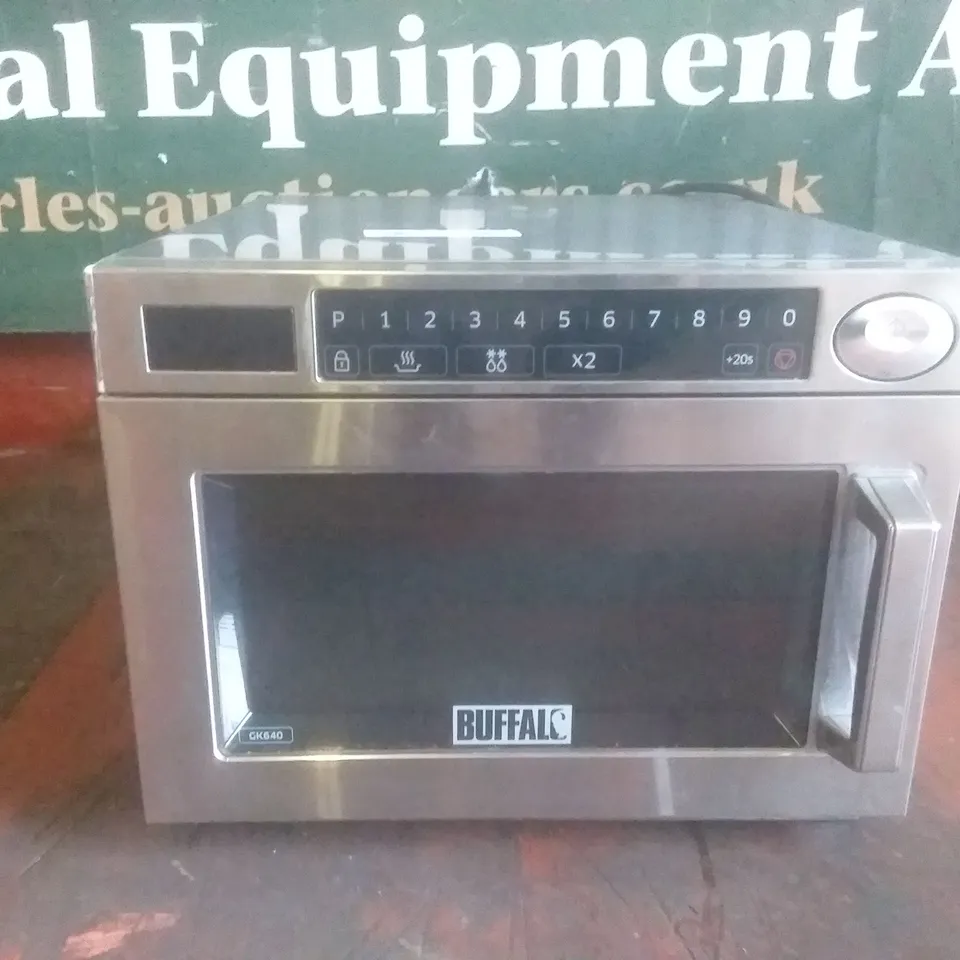 BUFFALO GK640 COMMERCIAL MICROWAVE