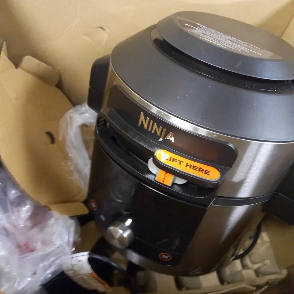NINJA FOODI SMARTLID MULTI COOKER 