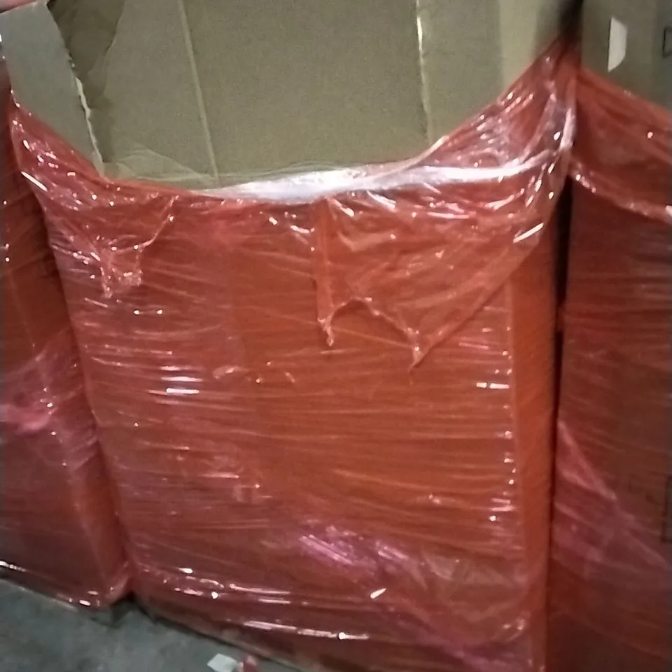 PALLET CONTAINING ASSORTED PRODUCTS INCLUDING 14" BIKE, COLD PRESS JUICER, COUNTRY ESTATE DOLLHOUSE & FEATHER DOWN DUVET