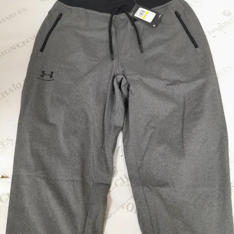 UNDER ARMOUR TRACKSUIT MEDIUM