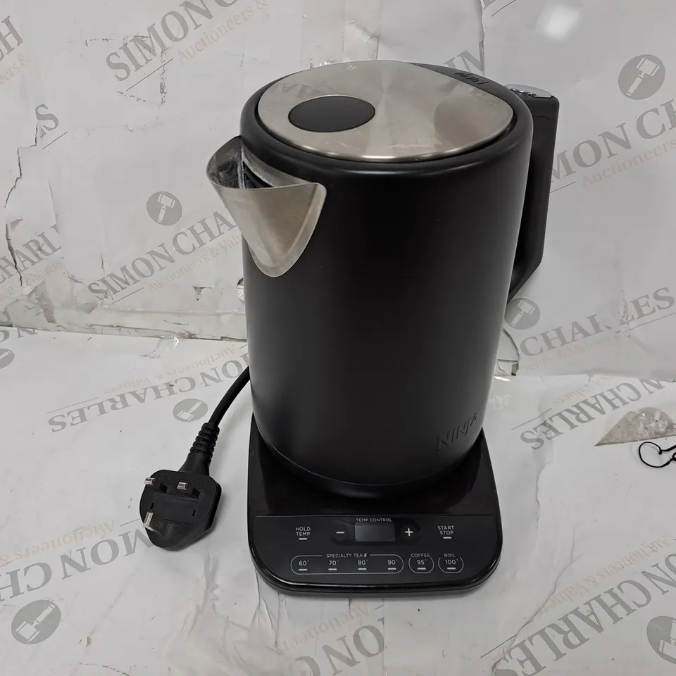 NINJA PERFECT TEMPERATURE KETTLE KT200UK