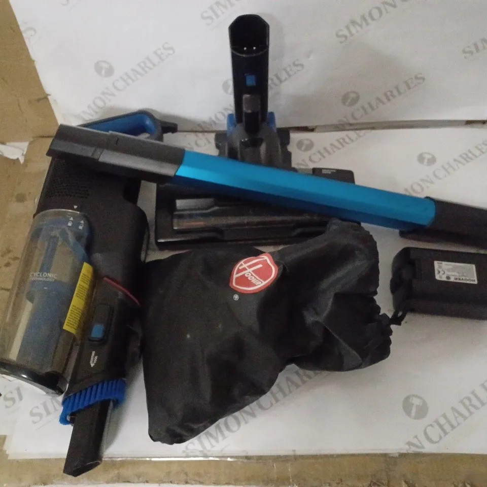 HOOVER CORDLESS PET VACUUM 