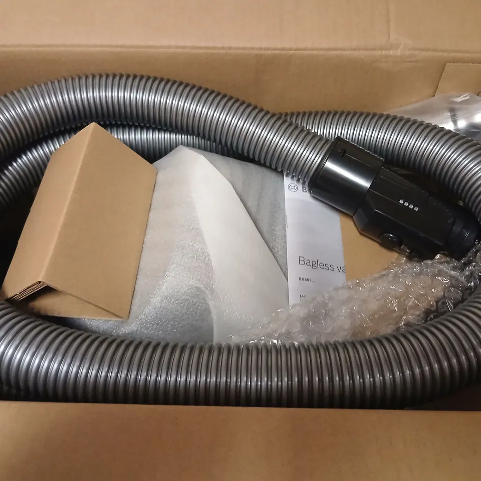 BOSCH SERIE | 2 BAGLESS VACUUM CLEANER