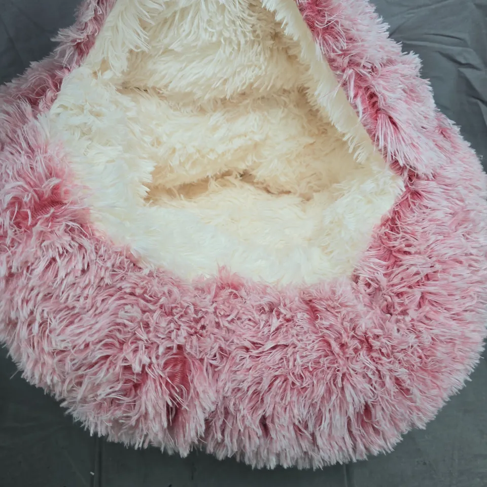 FLUFFY DOG BED